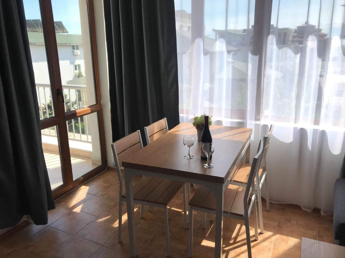 Vista Del Mar Ap 22 Leilighet Ravda Eksteriør bilde